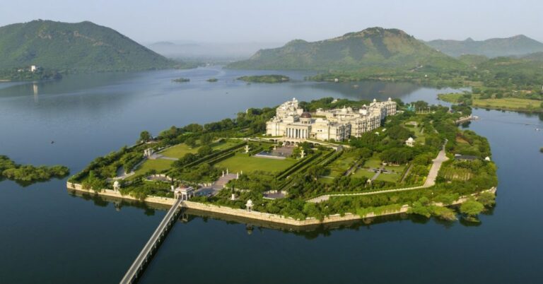Best Wedding Venues in Udaipur – Royal Wedding Locations for Every Budget